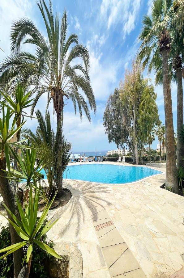 Direct Sea View & Quality Bed - Kings Palace 1 Bed Pafos Dış mekan fotoğraf