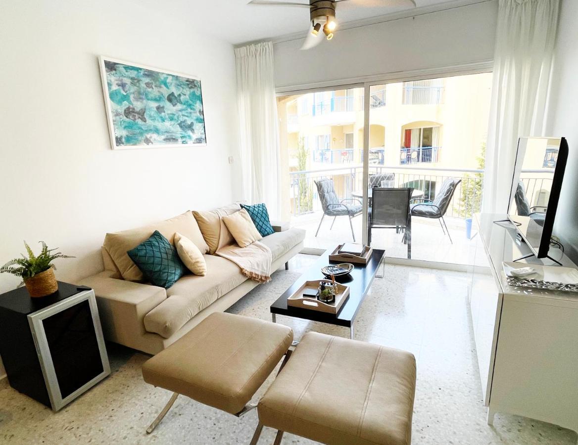 Direct Sea View & Quality Bed - Kings Palace 1 Bed Pafos Dış mekan fotoğraf