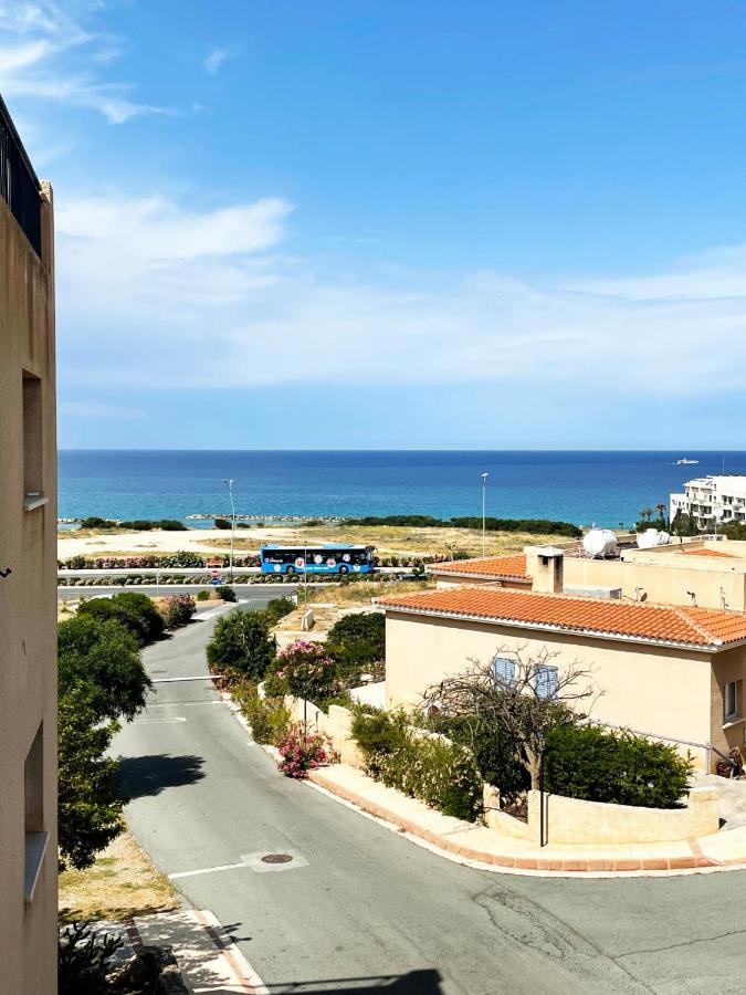 Direct Sea View & Quality Bed - Kings Palace 1 Bed Pafos Dış mekan fotoğraf
