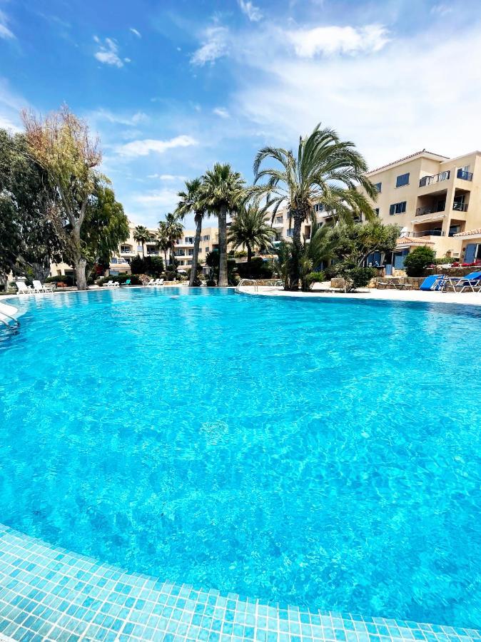 Direct Sea View & Quality Bed - Kings Palace 1 Bed Pafos Dış mekan fotoğraf