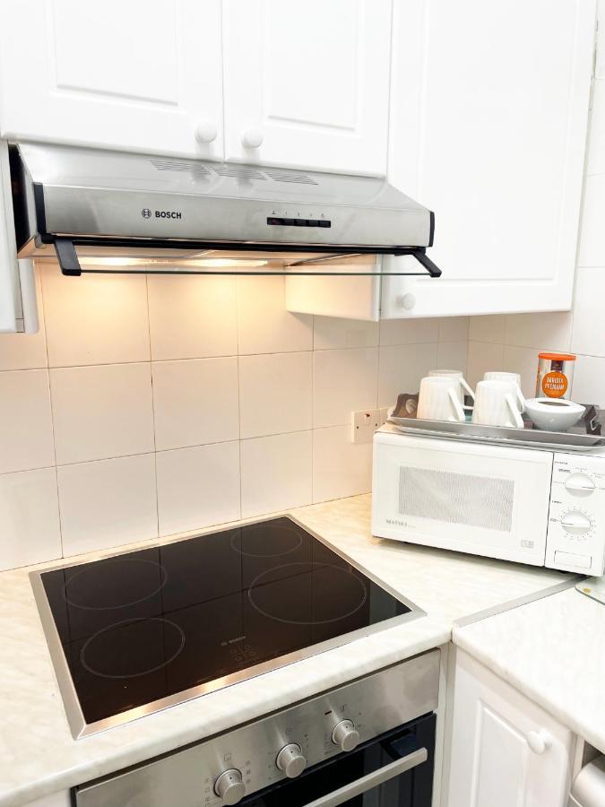 Direct Sea View & Quality Bed - Kings Palace 1 Bed Pafos Dış mekan fotoğraf