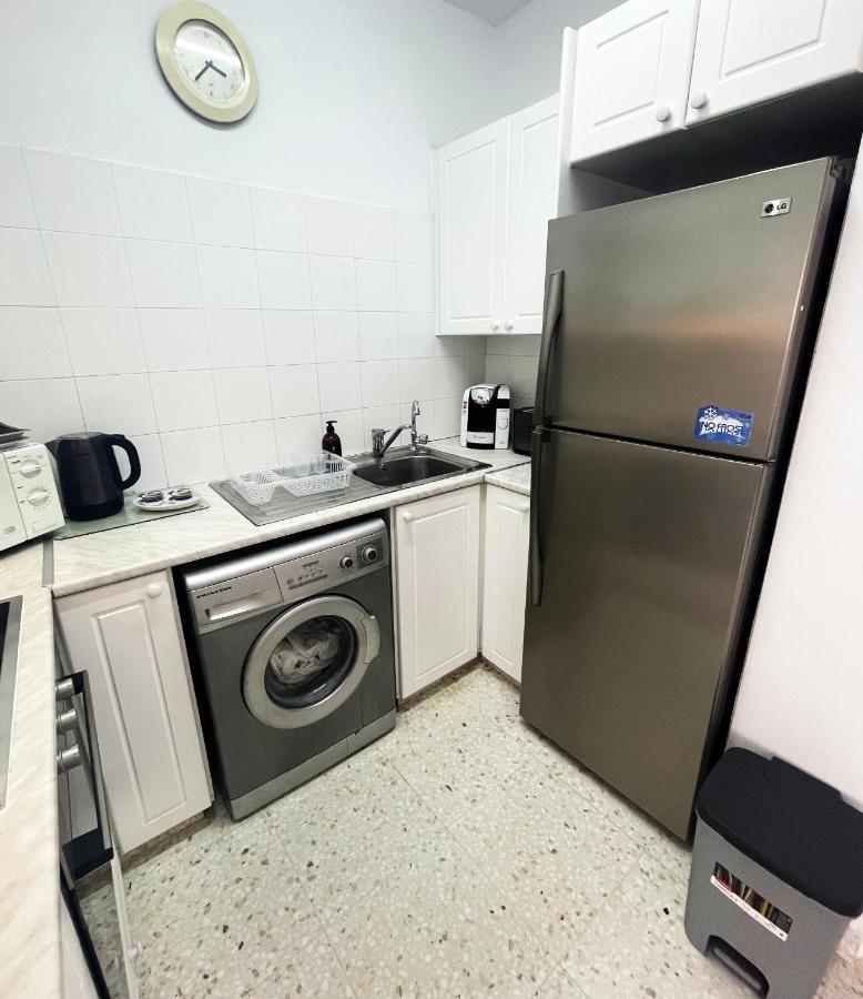 Direct Sea View & Quality Bed - Kings Palace 1 Bed Pafos Dış mekan fotoğraf