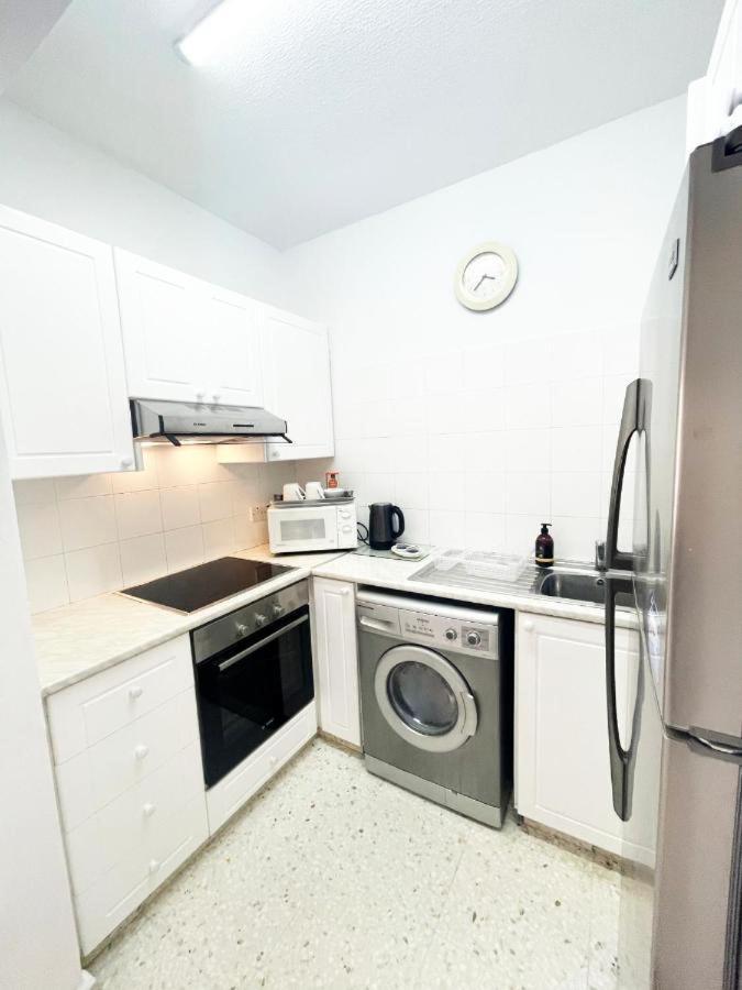 Direct Sea View & Quality Bed - Kings Palace 1 Bed Pafos Dış mekan fotoğraf